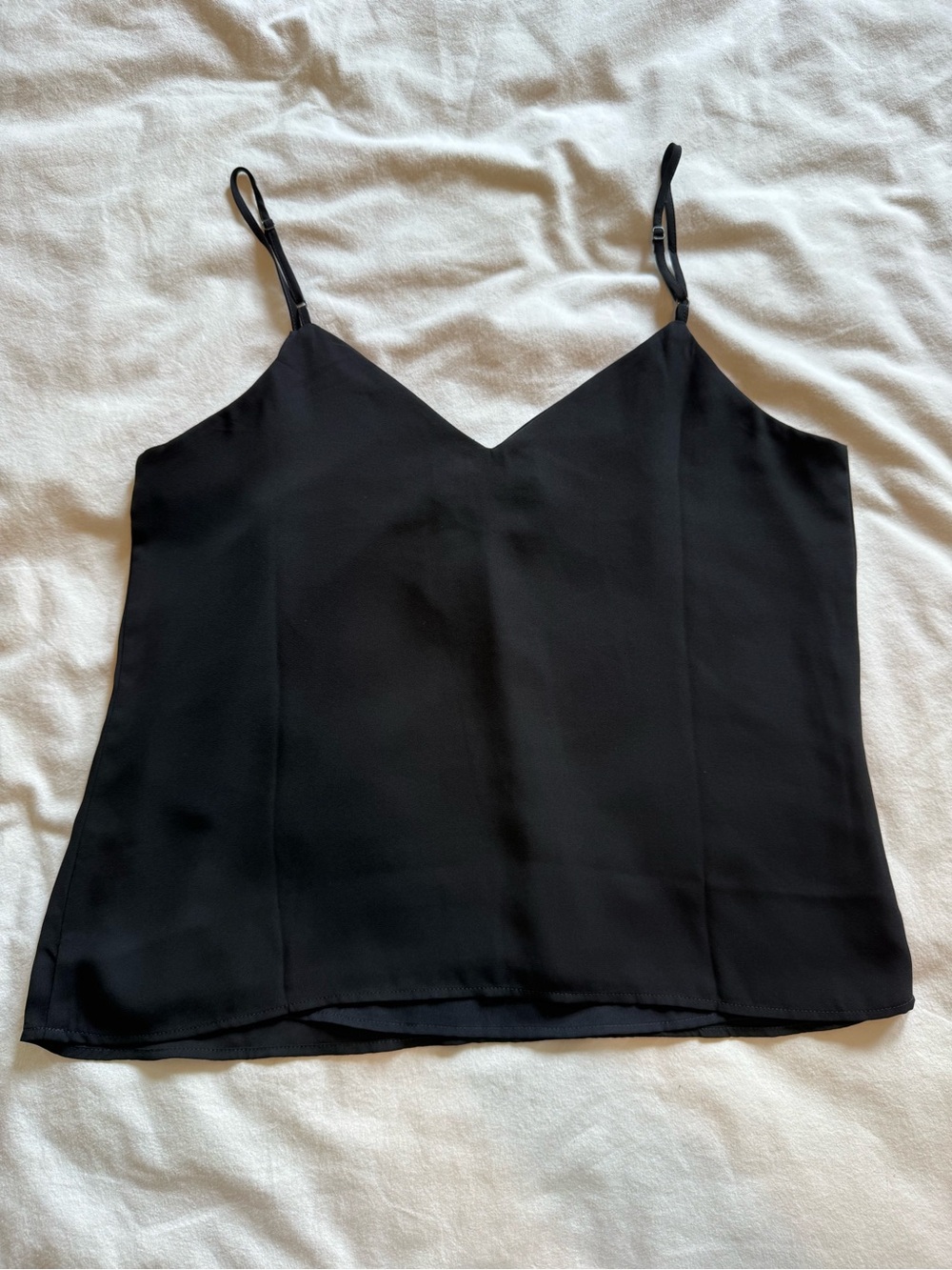 Banana Republic Black V-Neck Spaghetti Strap Women’s Tank Top